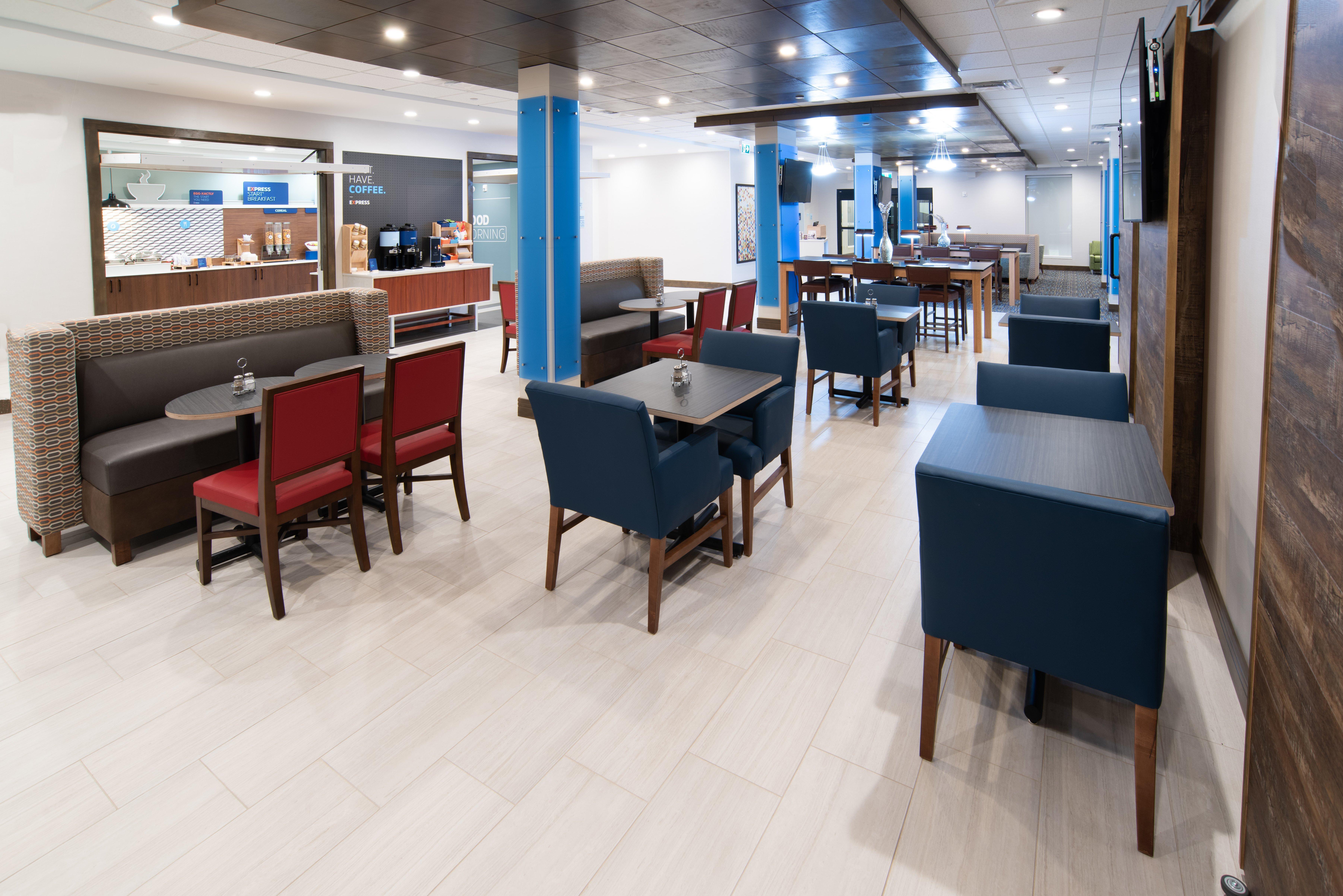 Holiday Inn Express & Suites - North Battleford By Ihg Exterior foto